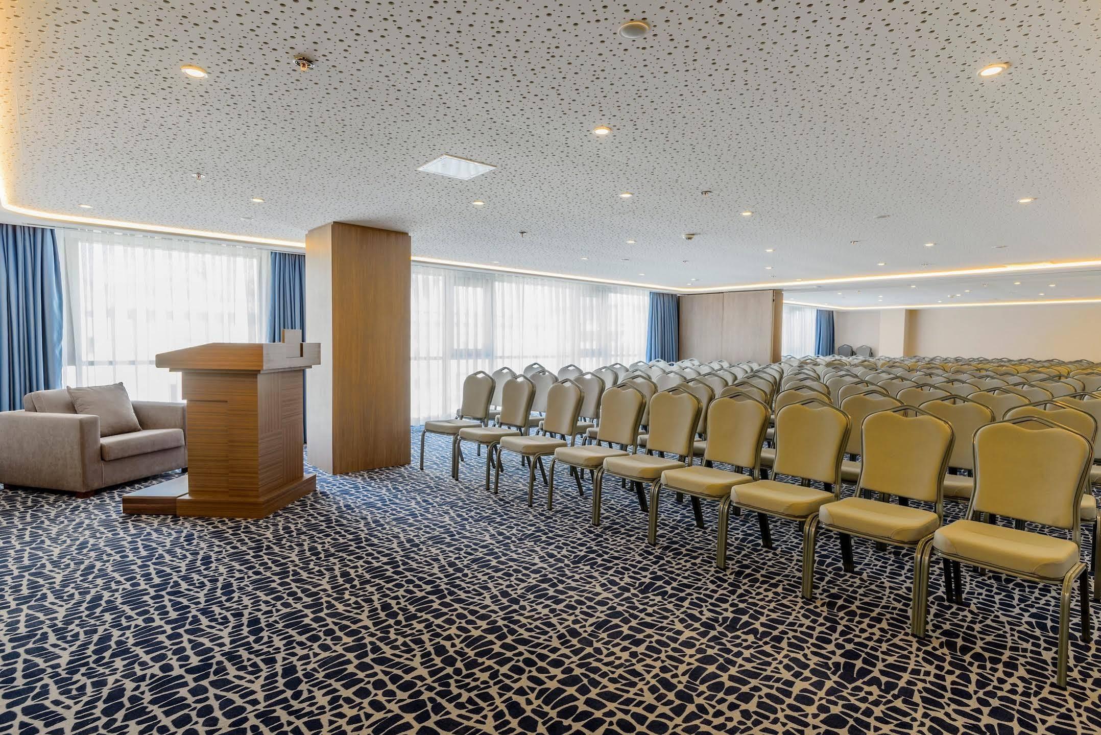 איסטמבול Nearport Hotel Sabiha Gokcen Airport מראה חיצוני תמונה